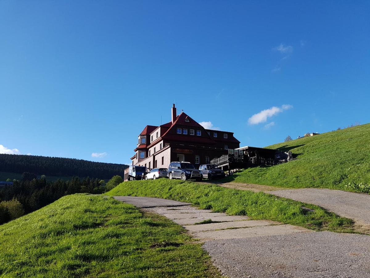 Capkova Chata Hotel Pec pod Sněžkou Exterior foto